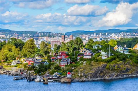 9 pm est to norway|ET to Oslo, Norway .
